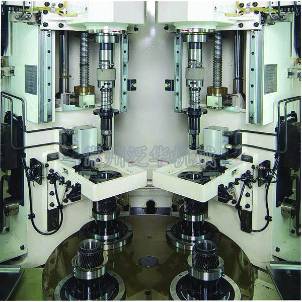 雙工位珩磨機 (2).jpg 雙工位珩磨機 (2).jpg